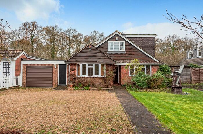 3 Bedroom Detached House For Sale In Frith End, Bordon, Hampshire GU35
