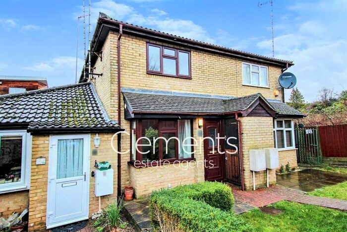 1 Bedroom Terraced House To Rent In Katherine Close, Hemel Hempstead, HP3