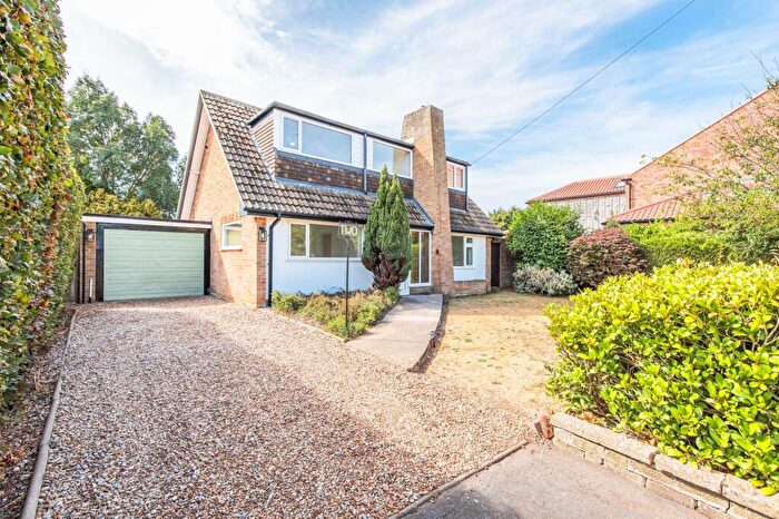 3 Bedroom Detached House For Sale In Coastal Three Bedroom Home In Hunstanton, PE36