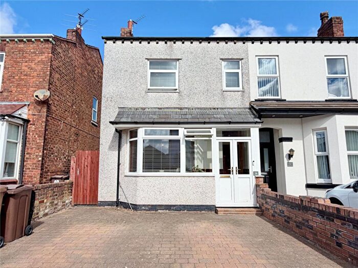 3 Bedroom Semi-Detached House For Sale In Matlock Road, Birkdale, PR8