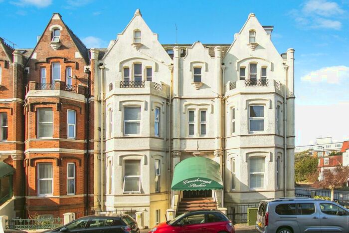 1 Bedroom Apartment To Rent In Durley Gardens, Bournemouth, Dorset, BH2