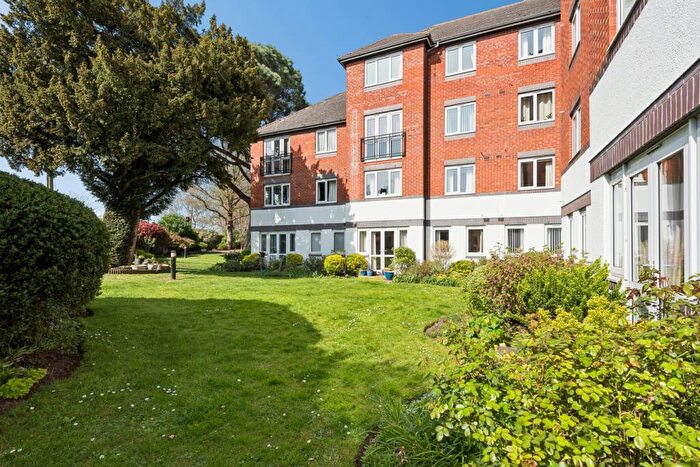 1 Bedroom Retirement Property For Sale In Maples Court, Hitchin, SG5