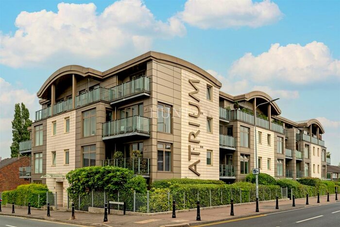 2 Bedroom Apartment To Rent In The Atrium, Lower Queens Road, Buckhurst Hill, IG9