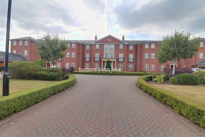3 Bedroom Flat To Rent In Ashbourne Drive, CW2