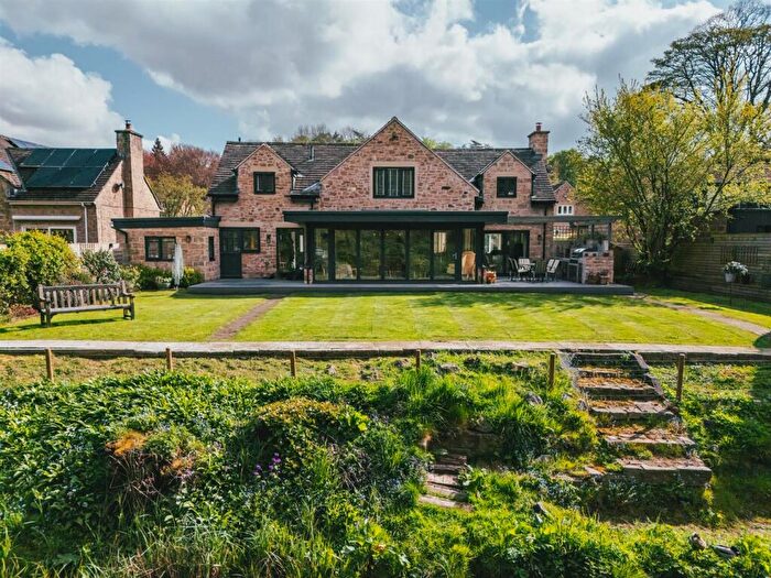 4 Bedroom Detached House For Sale In Derwent Drive, Baslow, Bakewell, DE45