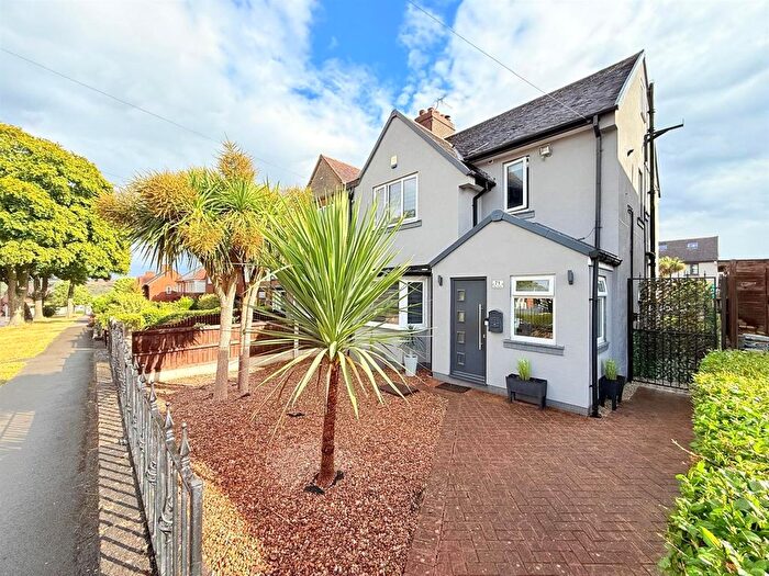 4 Bedroom Semi-detached House For Sale In Far Lane, Hillsborough, Sheffield, S6
