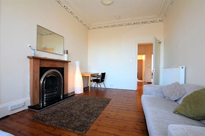 3 Bedroom Apartment To Rent In Meadow Place, Meadows, Edinburgh, EH9