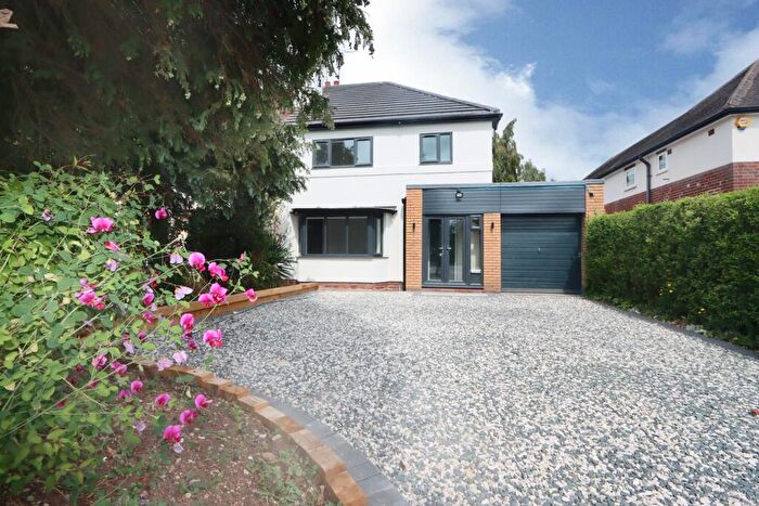3 Bedroom Semi-Detached House For Sale In Kidderminster Road South, Hagley, Stourbridge, DY9