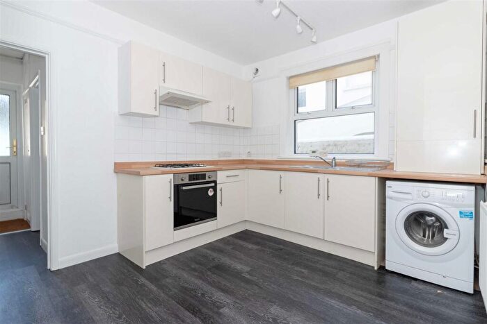 1 Bedroom Flat To Rent In Fonthill Road, Hove, BN3