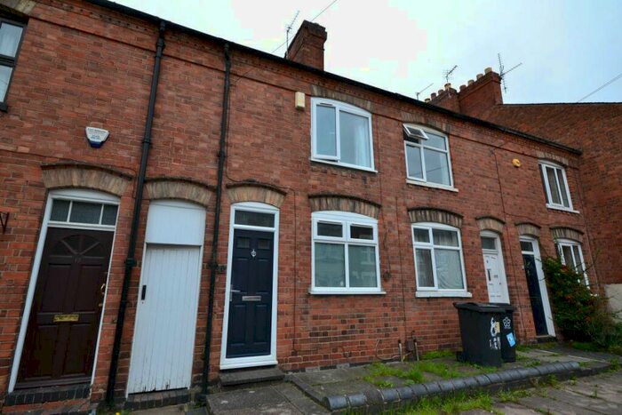 4 Bedroom Terraced House To Rent In Leopold Road, Leicester, LE2