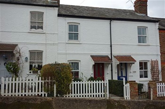 2 Bedroom Terraced House To Rent In Westborough Road, Maidenhead, Berkshire, SL6