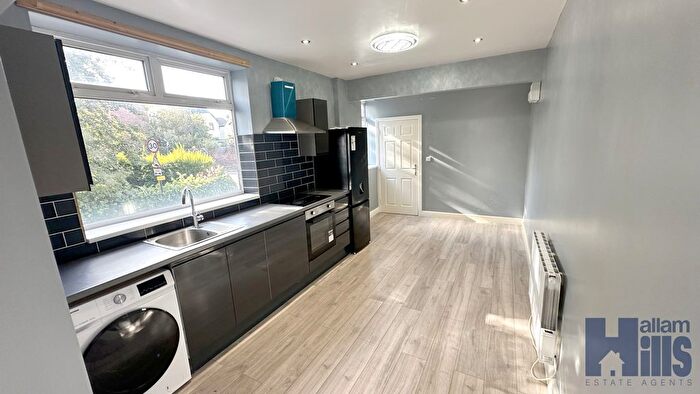 2 Bedroom Flat To Rent In Monckton Road, Sheffield, Sheffield, South Yorkshire, S5