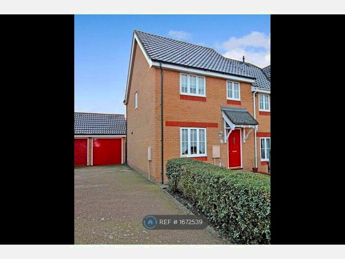 3 Bedroom Semi-Detached House To Rent In Warren Close, Horsford, Norwich, NR10