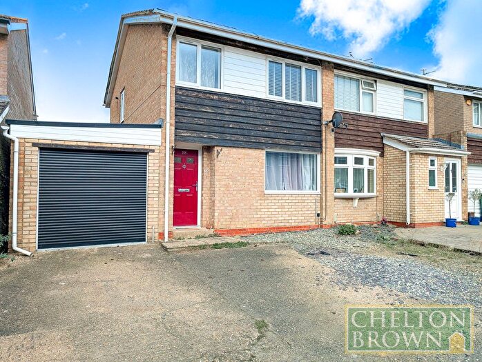 3 Bedroom Semi-Detached House For Sale In Swyncombe Green, Hartwell, Northampton, Northamptonshire, NN7