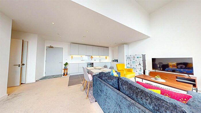 1 Bedroom Penthouse To Rent In Local Crescent, Hulme Street, Manchester, M5