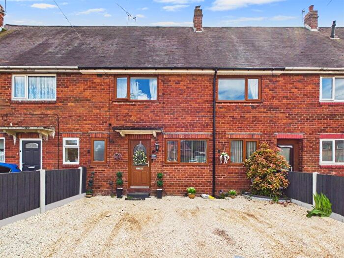 4 Bedroom Terraced House For Sale In Whittall Drive East, Kidderminster, DY11