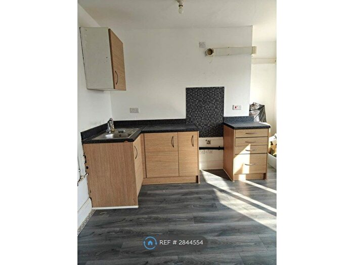 1 Bedroom Flat To Rent In Kingstanding Road, Birmingham, B44
