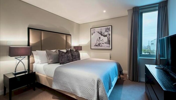 3 Bedroom Flat To Rent In Merchant Square East, London, W2