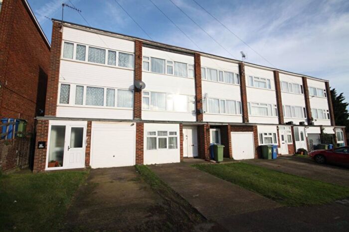 4 Bedroom Terraced House To Rent In All Saints Road, Murston, Sittingbourne, Kent, ME10