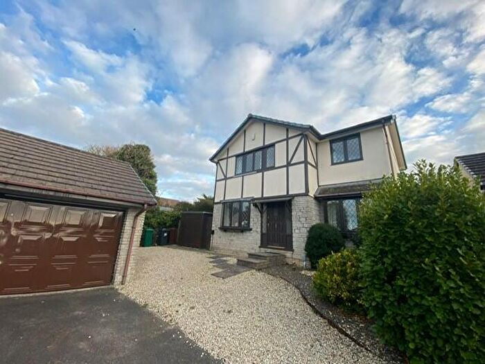 4 Bedroom Detached House To Rent In Wadebridge, PL27