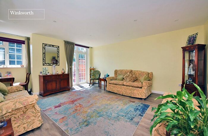 2 Bedroom Terraced House For Sale In Roberts Close, Cheam, Sutton, SM3