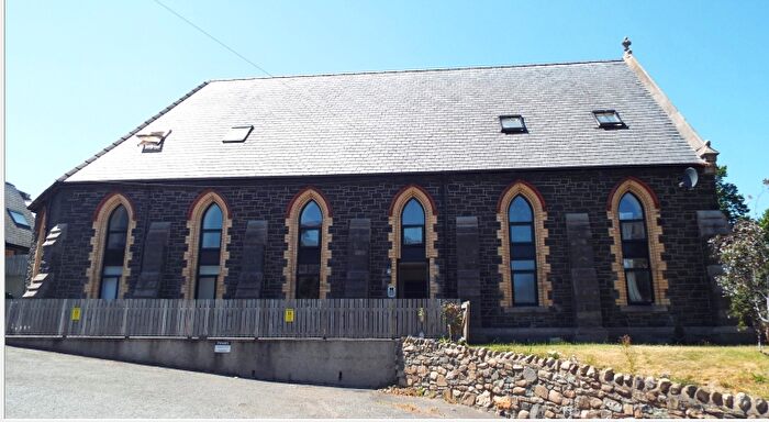 2 Bedroom Apartment To Rent In Bangor Road, Penmaenmawr, LL34