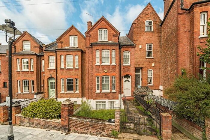 4 Bedroom House For Sale In Bramshill Gardens, Dartmouth Park, NW5