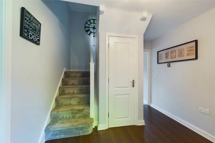 5 Bedroom Detached House For Sale In Stone Hill, St. Neots, Cambridgeshire, PE19