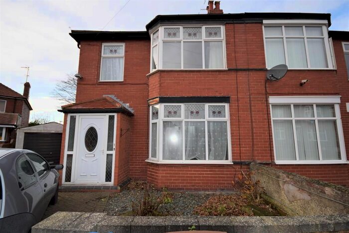 3 Bedroom Semi-Detached House To Rent In St. Stephen Road, Bridlington, YO16