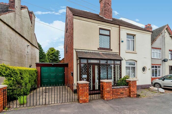 2 Bedroom Semi-Detached House For Sale In Broad Lane, Essington, Wolverhampton, WV11