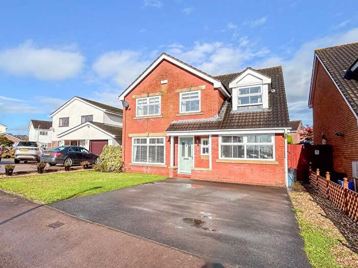 4 Bedroom Detached House For Sale In Blenheim Avenue, Magor, NP26