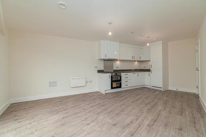1 Bedroom Flat To Rent In Hunslet House, Corby, North Northampton, NN17