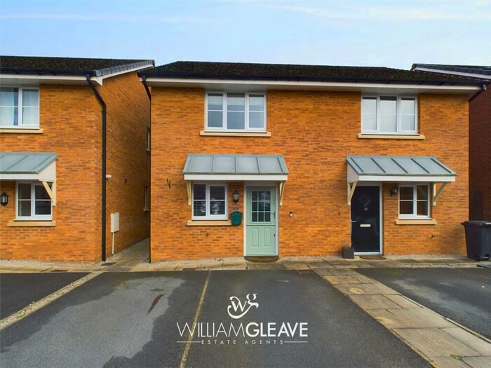 3 Bedroom Semi-Detached House For Sale In Maes Glas, Mold, Flintshire, CH7