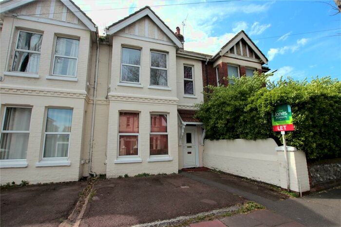 1 Bedroom Flat To Rent In Warwick Gardens, Worthing, West Sussex, BN11