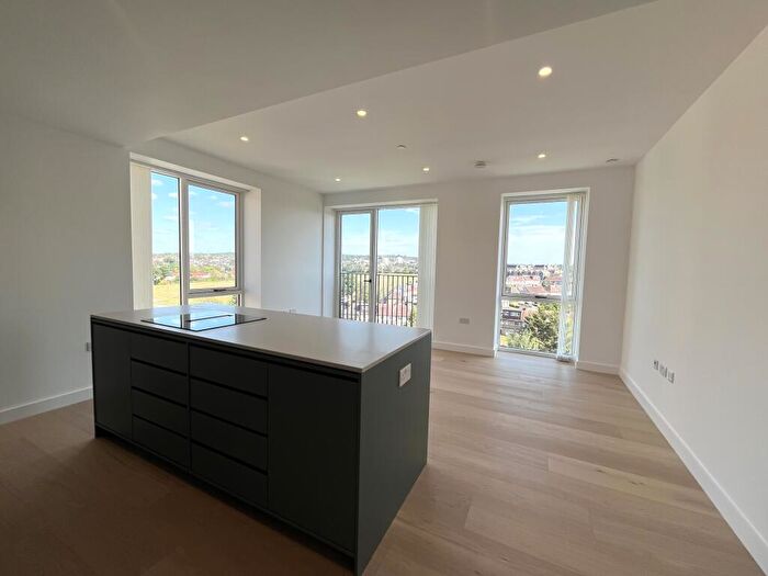 2 Bedroom Flat To Rent In The Ashbee, Brent Cross Town, Parkview Avenue, Cricklewood, Barnet, London, NW2