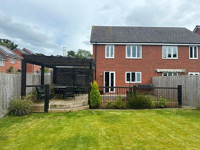 3 Bedroom Semi-Detached House For Sale In Stanbury Place, Cleobury Mortimer, Kidderminster, DY14