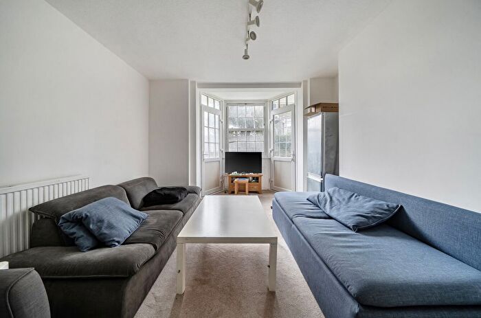 4 Bedroom Flat For Sale In Flora Gardens, London, W6