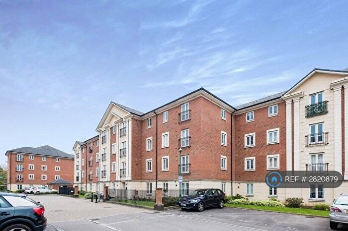 2 Bedroom Flat To Rent In Brunel Crescent, Swindon, SN2