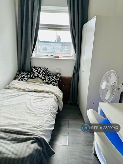 Studio To Rent In King Street, London, E13