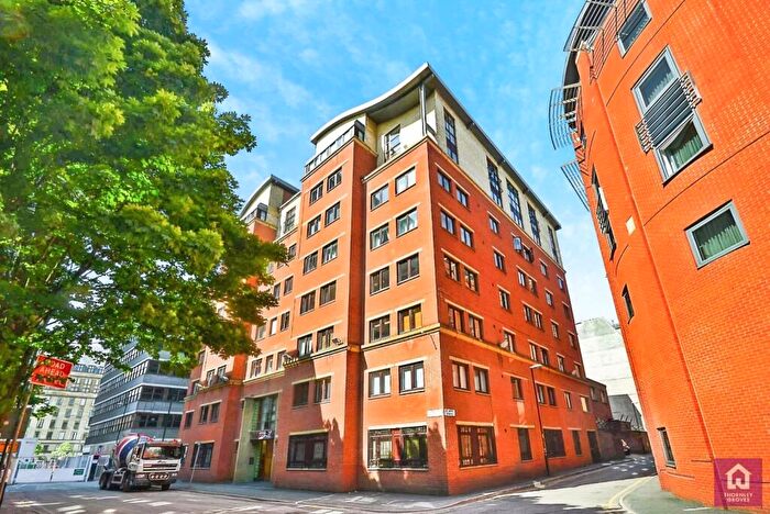 2 Bedroom Flat To Rent In Tuscany House, Dickinson Street, Manchester, Greater Manchester, M1