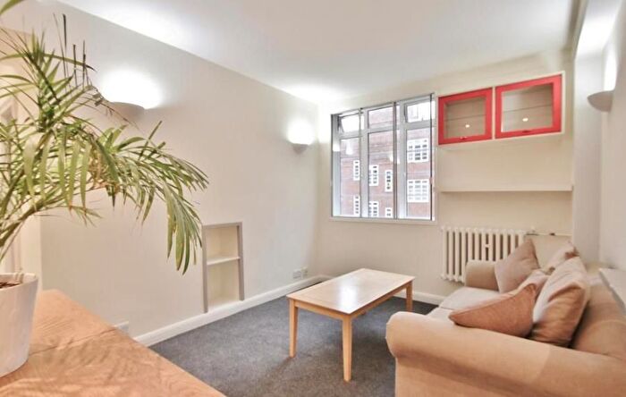 1 Bedroom Flat To Rent In Circus Road, St John's Wood, London, NW8