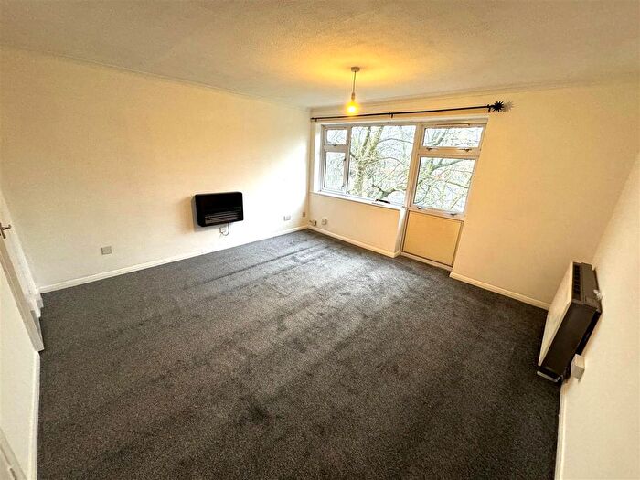 2 Bedroom Flat To Rent In Leicester Row, Coventry, CV1