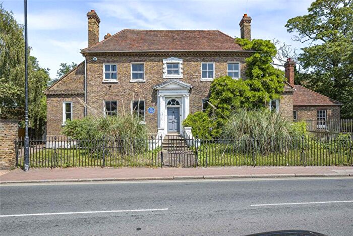 5 Bedroom Detached House For Sale In High Street, Bexley, DA5