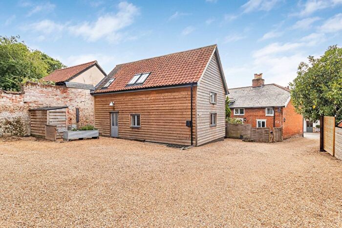 2 Bedroom Barn Conversion For Sale In High Street, Bildeston, IP7