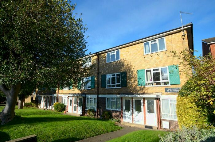 2 Bedroom Flat To Rent In Worcester Road, Sutton, SM2