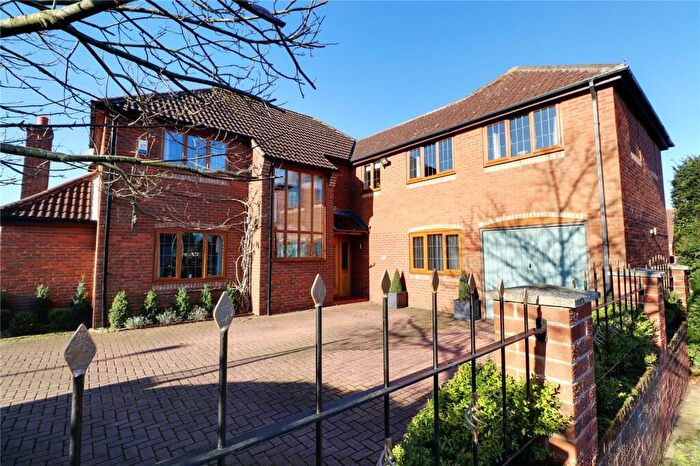 4 Bedroom Detached House For Sale In Taylor Close, Belton, North Lincolnshire, DN9