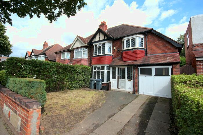 3 Bedroom Semi-Detached House To Rent In Wellesbourne Road, Birmingham, B20