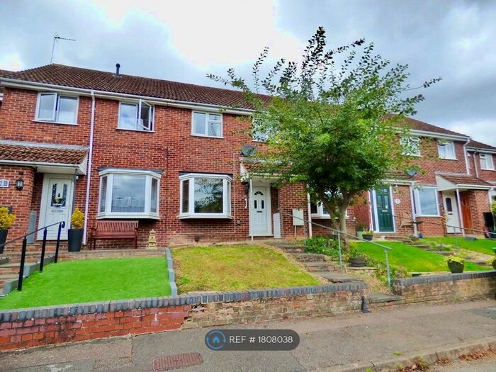 3 Bedroom Terraced House To Rent In Priory Orchard, Wantage, OX12