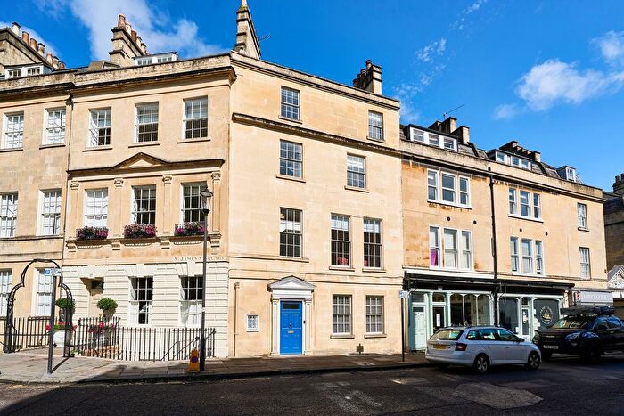 3 Bedroom Town House For Sale In St James's Street, Lansdown, Bath, BA1