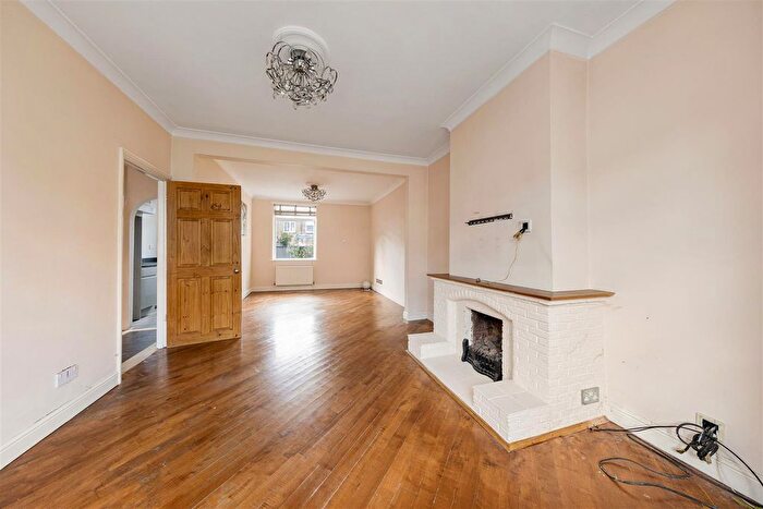 3 Bedroom Terraced House For Sale In Bromley Road, London, E17